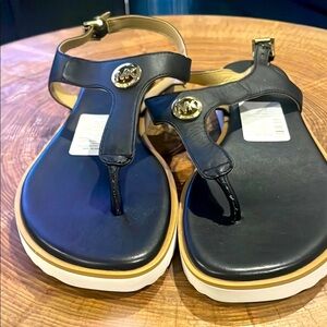 Michael Kors Terri Black Leather Sandals: 8.5 M NWT